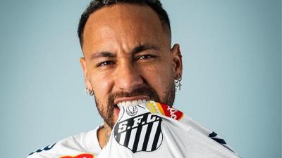 Eliminação do Santos faz Neymar pensar em renovar contrato