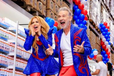 Grupo Mateus celebra aniversário com Joelma e 30 dias de promoção