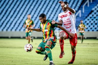 Com gol contra, Sampaio perde para o Imperatriz por 2 a 1