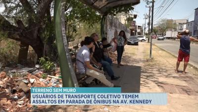 Usuários de transporte coletivo temem pela segurança em parada na Avenida Kennedy