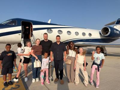 Ricaços pagam mais de R$ 1 milhão para fretar jatinhos e escapar da guerra no Oriente Médio 