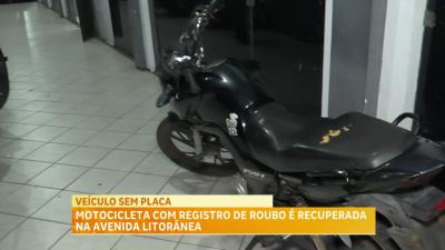 Motocicleta com registro de roubo é recuperada na Avenida Litorânea