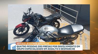 PM prende quatro suspeitos e localiza desmanche de motos na Estrada da Vitória