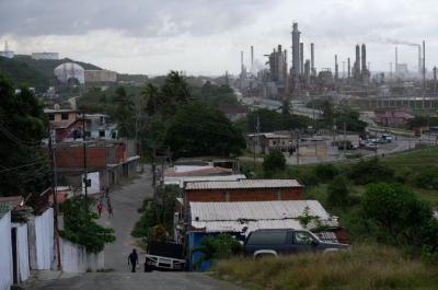 Estados Unidos começaram oficialmente a vender petróleo venezuelano