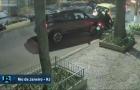 Motorista reage a tentativa de assalto e atropela dois criminosos no RJ