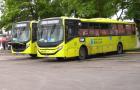 Passageiros sofrem com demora e ônibus cheios no bairro Cohatrac, em São Luís