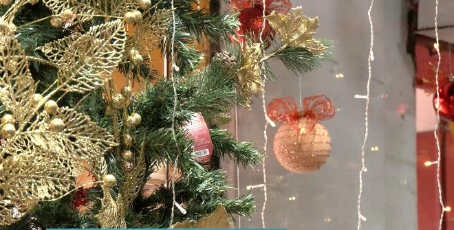 Festas de fim de ano: especialistas alertam para os perigos elétricos das decorações natalinas